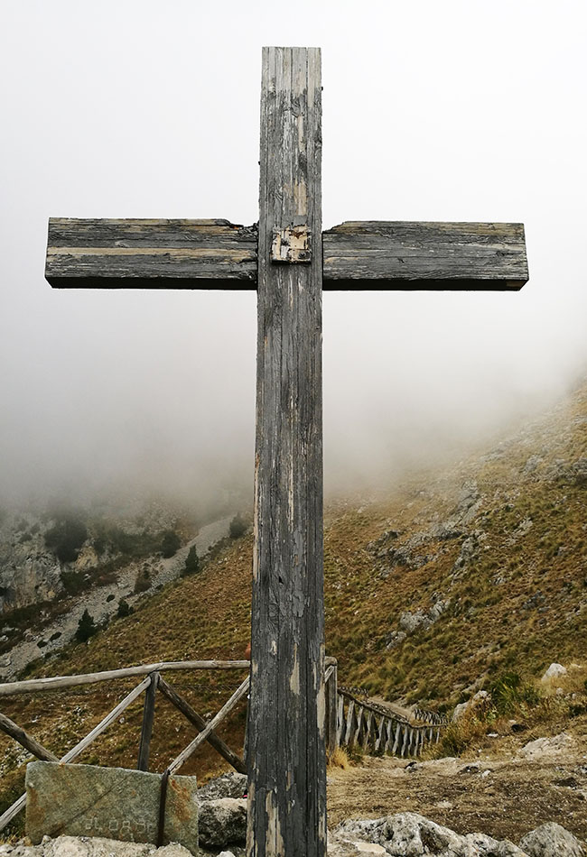 croce sul sentiero di San Michele